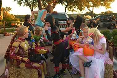 voscroll_0003_Vintage-Oaks-Halloween-2013-22