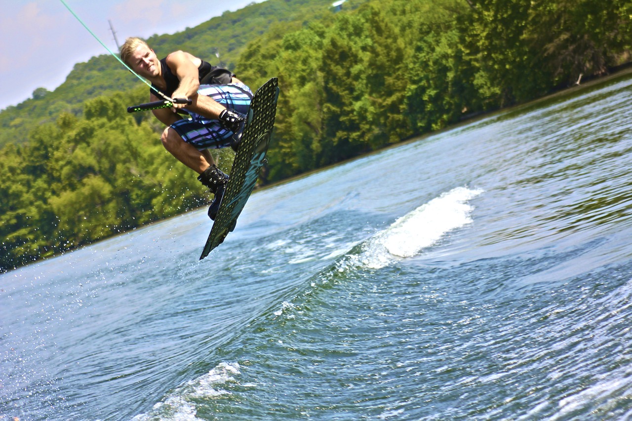 wakeboard-264907_1280