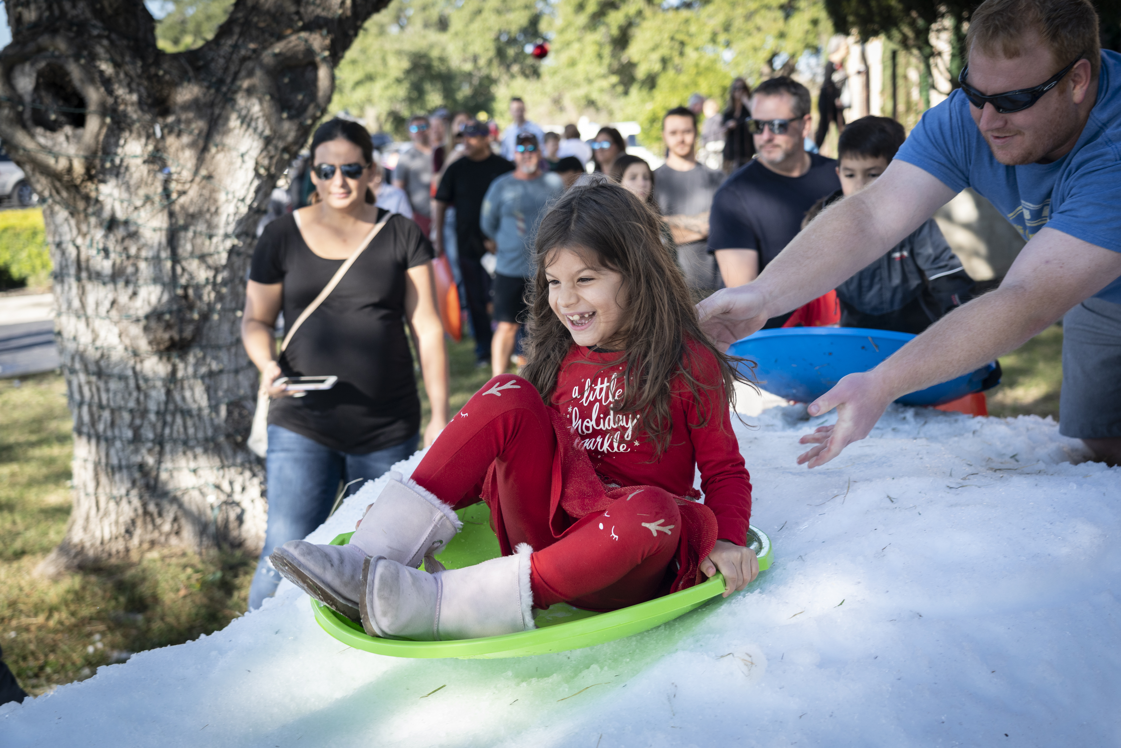 2019 Holiday Sledding Party at Vintage Oaks New Braunfels Texas (84)